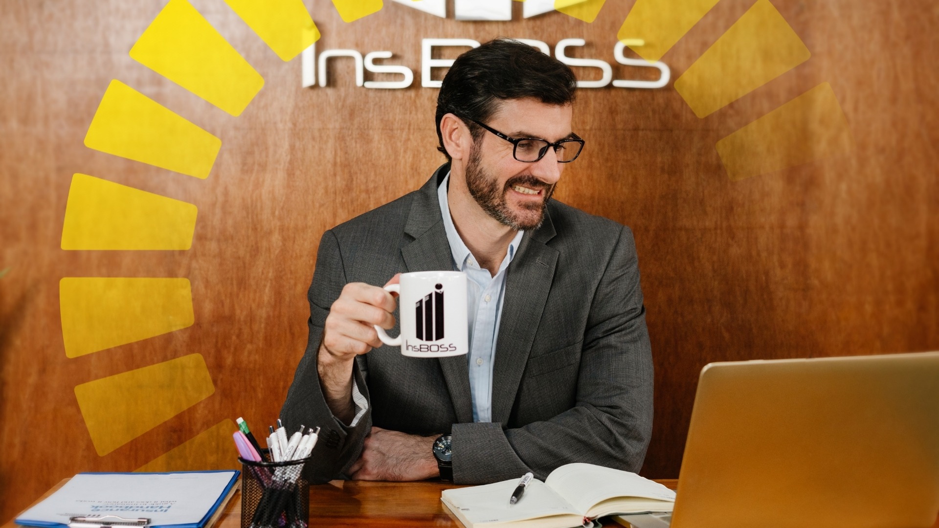 The InsBOSS Advantage: Tailored VA Solutions