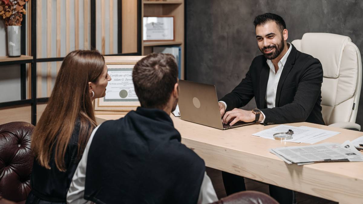 How Can Independent Insurance Agencies Prepare